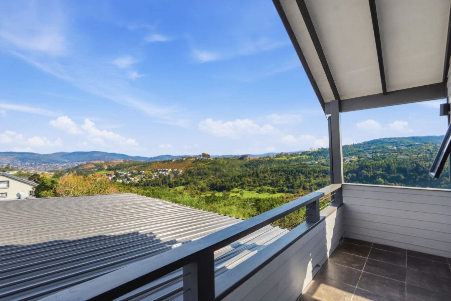 4 Bedroom Property for Sale in Knysna Heights Western Cape